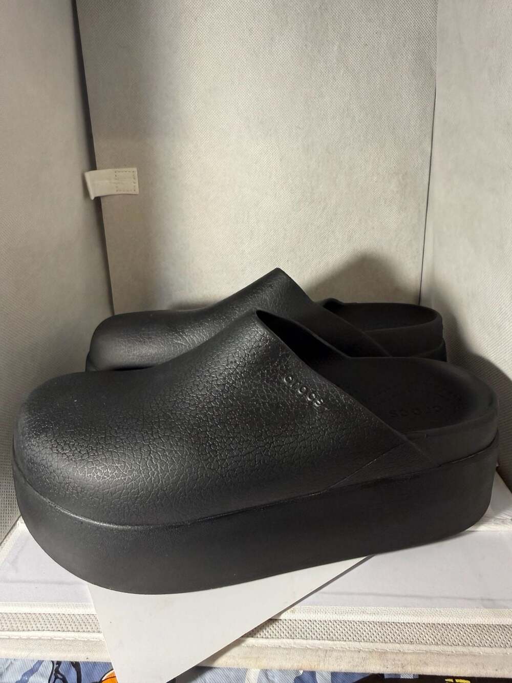 Crocs Dylan Platform Clogs – Black (Women’s Size 11)